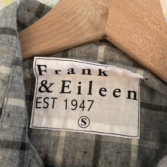Frank & Eileen | Gray Plaid Barry Long Sleeve Flannel Size Small Quiet Luxury - Picture 8 of 10